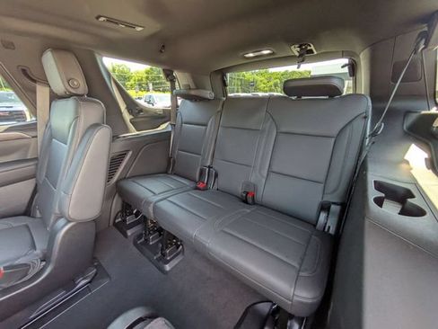 Used 2024 Chevrolet Tahoe Z71 w/ Z71 Off-Road Package AWD/4WD image 29