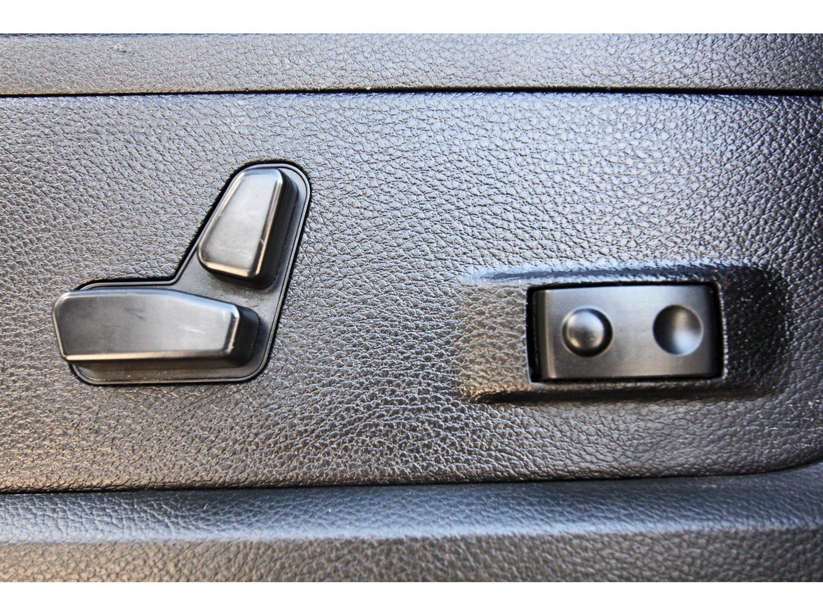 Used 2024 RAM 2500 Big Horn AWD/4WD image 33