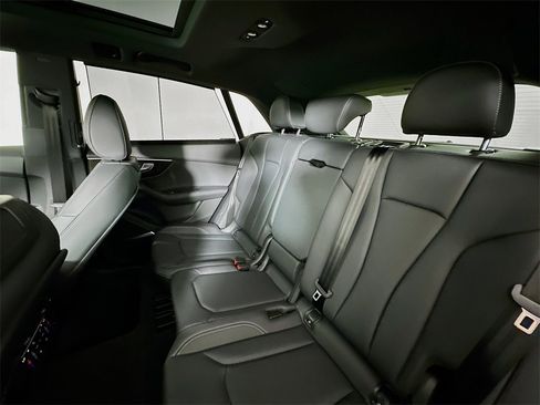 New 2026 Audi Q8 Premium Plus image 4