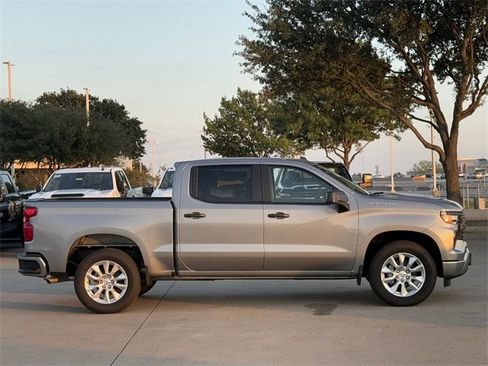 New 2026 Chevrolet Silverado 1500 Custom image 3