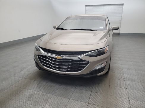 Used 2022 Chevrolet Malibu LT FWD image 15