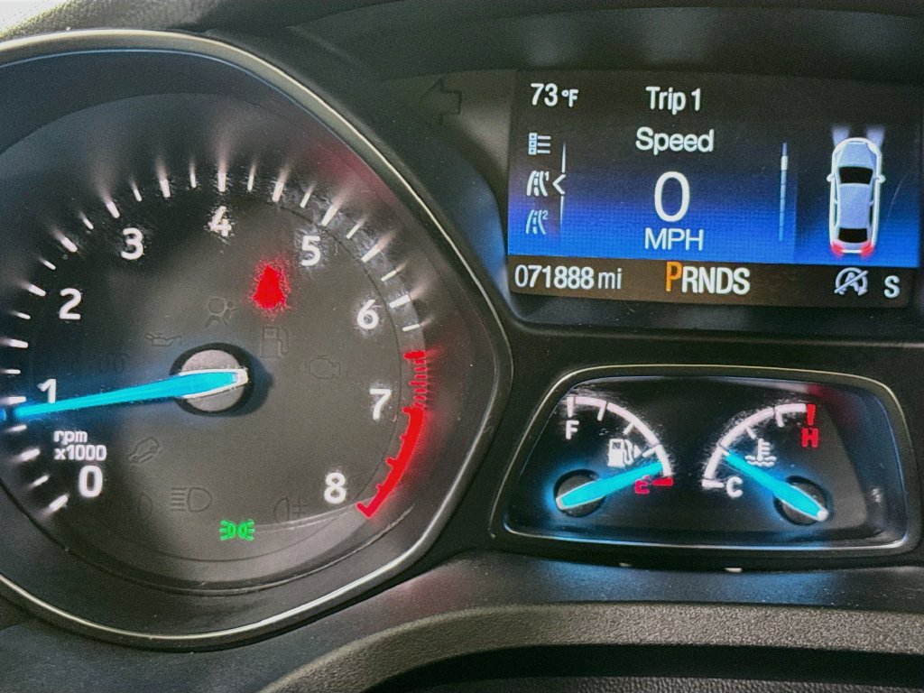 Used 2018 Ford Escape SEL FWD image 14