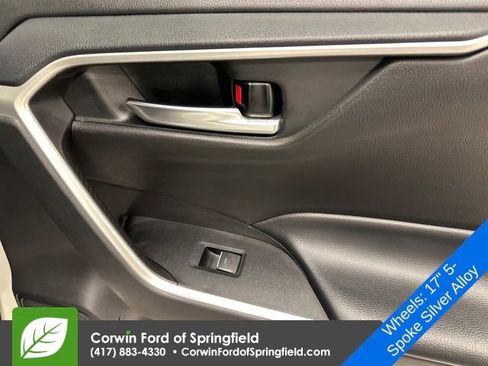 Used 2024 Toyota RAV4 XLE image 15