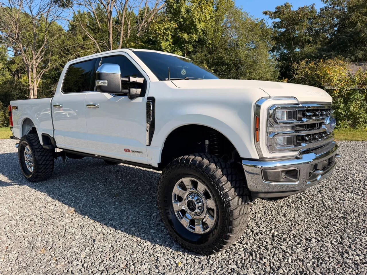 Used 2024 Ford F250 Lariat w/ Chrome Package AWD/4WD image 1