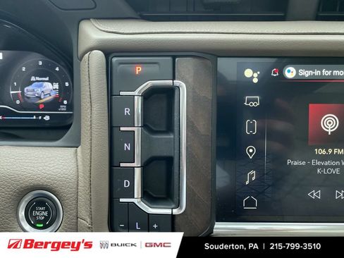 Certified 2022 GMC Yukon XL Denali w/ Denali Premium Package AWD/4WD image 19