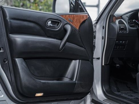 Used 2019 INFINITI QX80 Luxe w/ Proassist Package image 40