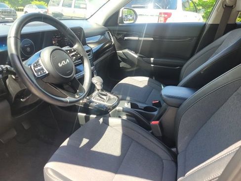 Certified 2024 Kia Seltos S AWD/4WD image 10