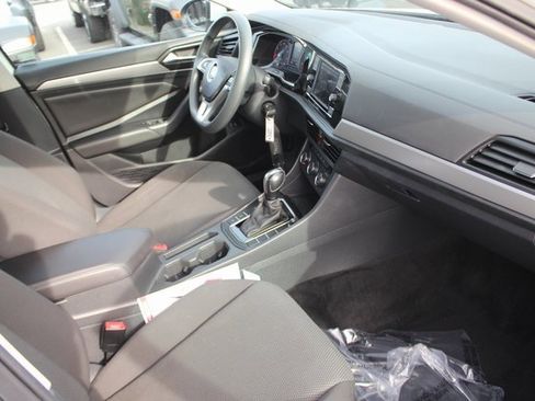 Used 2019 Volkswagen Jetta S w/ Driver Assistance Package image 30