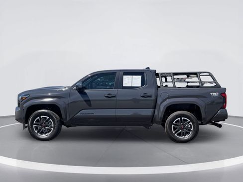 Used 2026 Toyota Tacoma TRD Sport AWD/4WD image 3