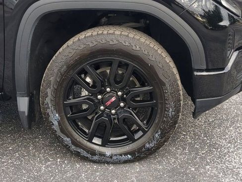 Used 2024 GMC Sierra 1500 Pro image 11