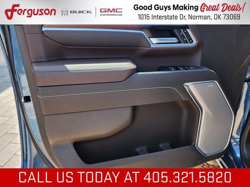New 2026 GMC Sierra 2500 Denali w/ Denali Reserve Package AWD/4WD image 15