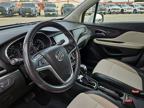 Used 2019 Buick Encore Preferred image 12