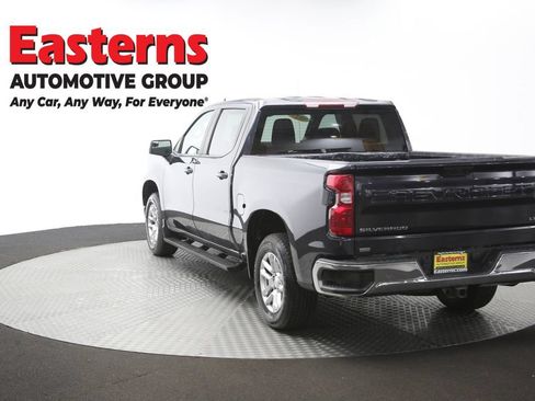 Used 2022 Chevrolet Silverado 1500 LT AWD/4WD image 65