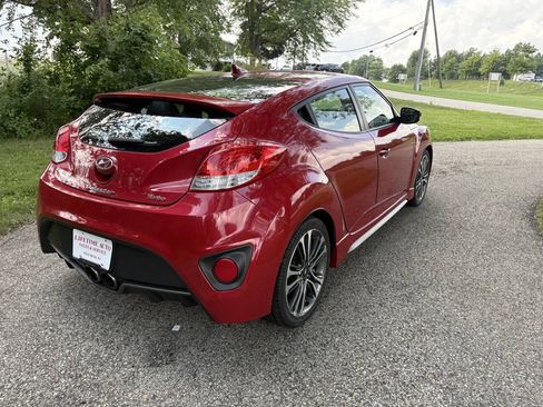 Used 2016 Hyundai Veloster Turbo FWD image 6