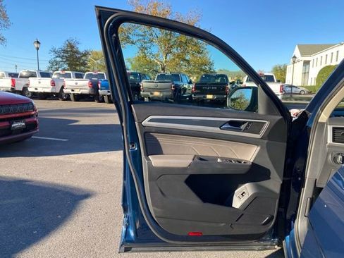 Used 2021 Volkswagen Atlas SEL R-Line image 24