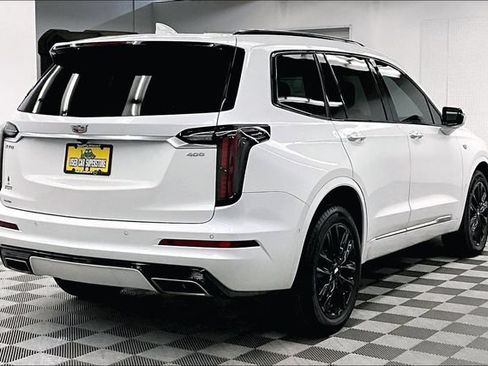 Used 2024 Cadillac XT6 Sport w/ Technology Package AWD/4WD image 13