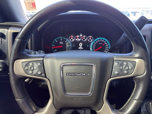 Used 2018 GMC Sierra 1500 Denali w/ Denali Ultimate Package AWD/4WD image 24