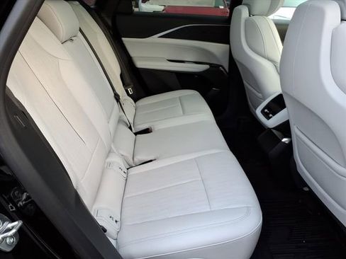 New 2025 Cadillac Lyriq Sport image 20