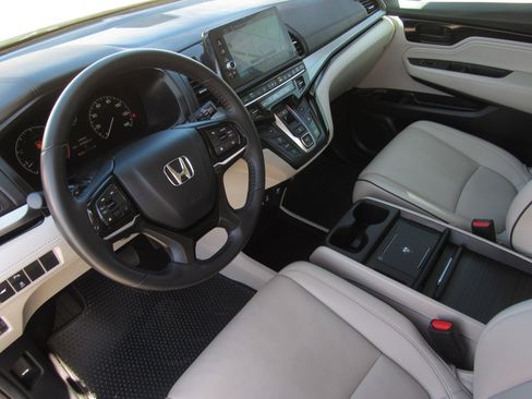 Certified 2025 Honda Odyssey Touring image 20