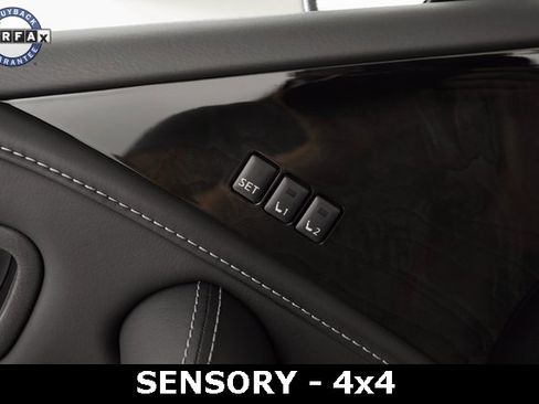 Used 2024 INFINITI QX80 Premium Select image 12