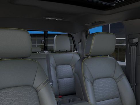 New 2026 Chevrolet Colorado ZR2 w/ Technology Package image 24