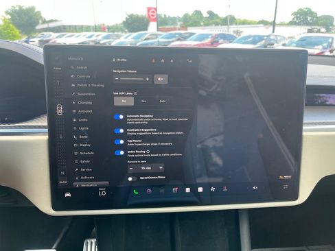 Used 2022 Tesla Model X Plaid AWD/4WD image 21
