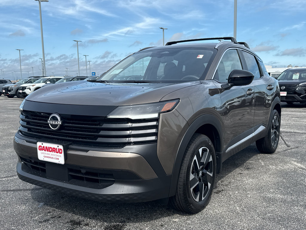New 2027 Nissan Kicks SV AWD/4WD image 2