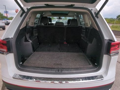 Used 2023 Volkswagen Atlas SEL AWD/4WD image 37
