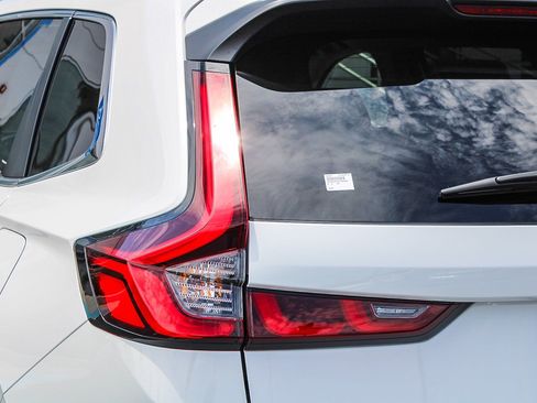 Certified 2026 Honda CR-V EX image 10