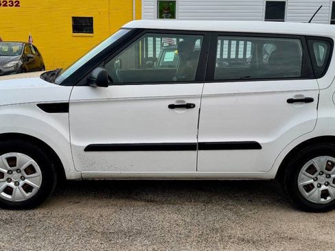 Used 2011 Kia Soul image 4
