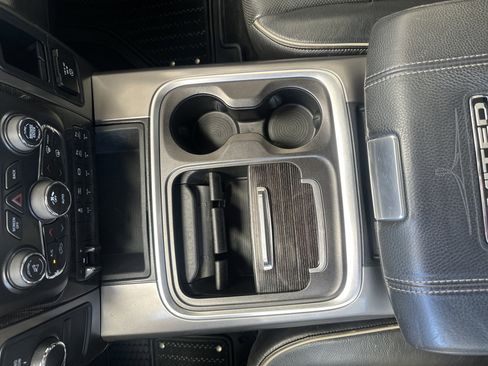 Used 2018 RAM 3500 Laramie Longhorn image 31