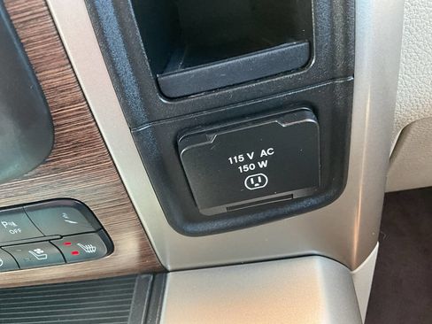 Used 2014 RAM 2500 Laramie AWD/4WD image 35