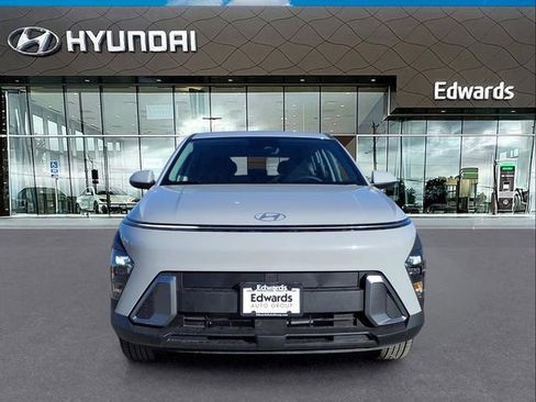 New 2026 Hyundai Kona SE image 12