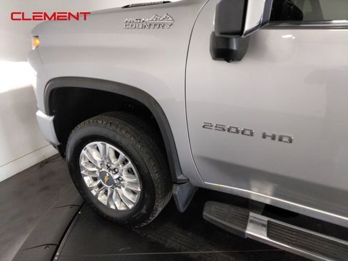 Used 2023 Chevrolet Silverado 2500 High Country w/ Technology Package image 44