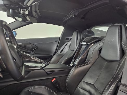 Used 2023 Chevrolet Corvette Stingray Preferred Cpe w/ Z51 Performance Package image 8