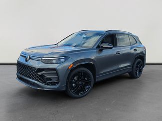 New 2026 Volkswagen Tiguan SE R-Line video 1