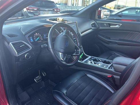 Used 2023 Ford Edge ST-Line w/ Class II Trailer Tow Package image 18