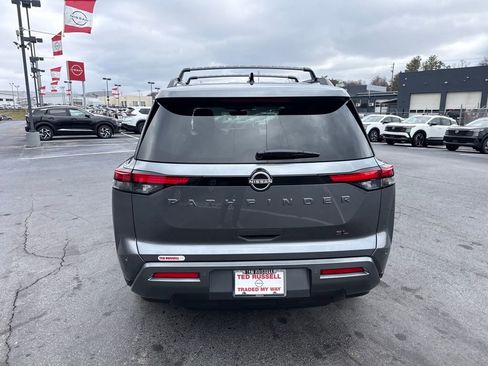 New 2026 Nissan Pathfinder SL FWD image 4