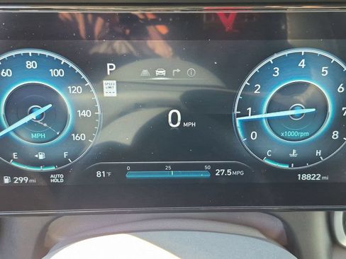 Used 2025 Hyundai Elantra SEL FWD image 16