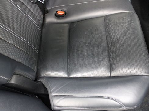 Used 2019 Lexus RX 450h AWD image 27