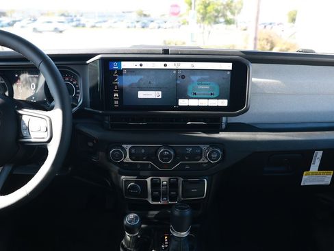 New 2026 Jeep Gladiator Sport image 23