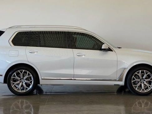 Used 2021 BMW X7 xDrive40i w/ Premium Package AWD/4WD image 8