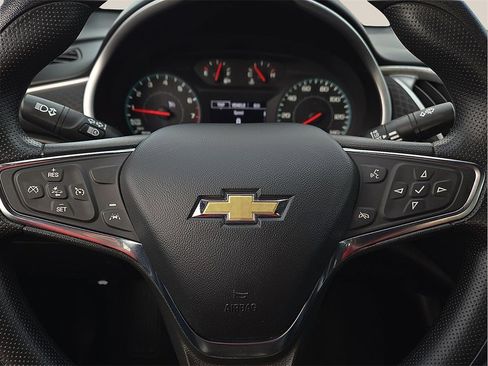 Used 2024 Chevrolet Malibu LT image 19