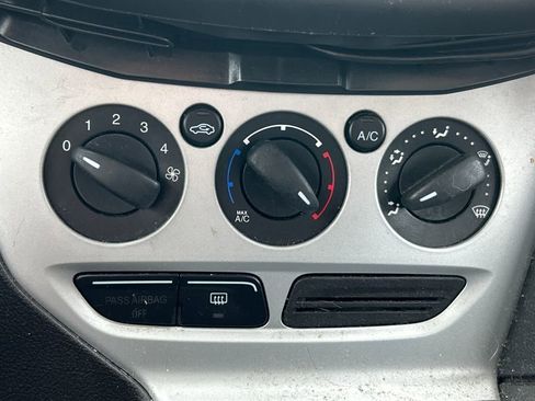 Used 2014 Ford Focus SE image 13