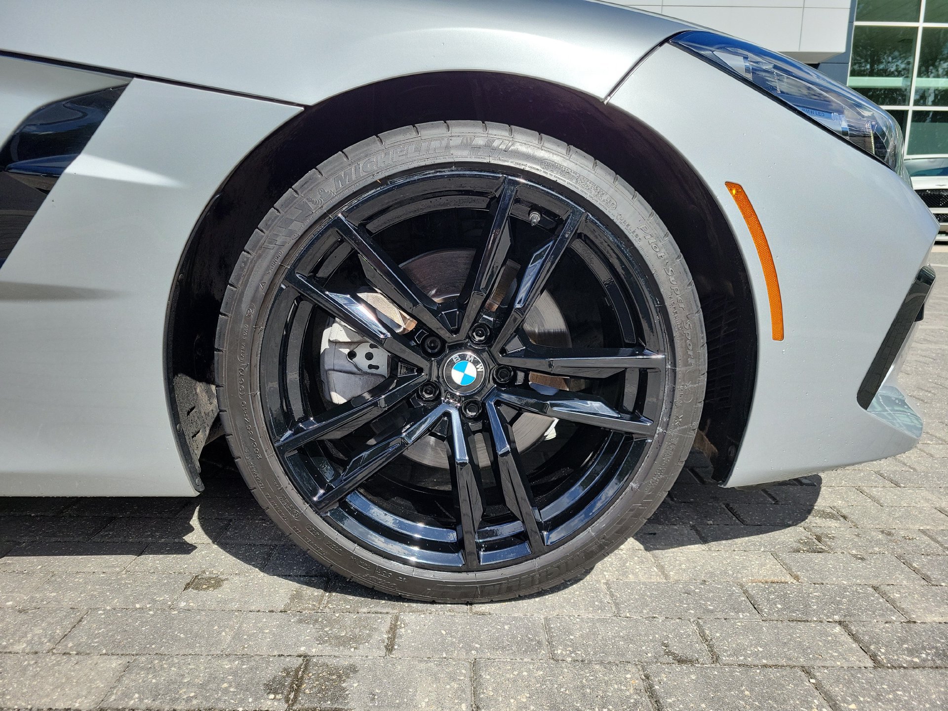 Used 2022 BMW Z4 sDrive30i w/ M Sport Package RWD image 11