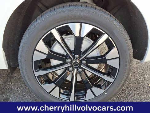 New 2026 Volvo XC60 B5 Plus w/ Protection Package Premier image 6
