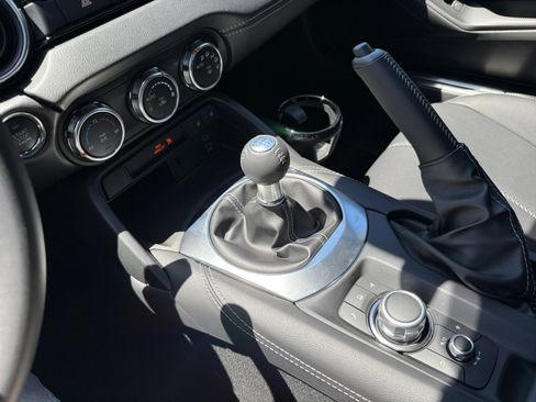 New 2025 MAZDA MX-5 Miata Grand Touring w/ Appearance Package image 13