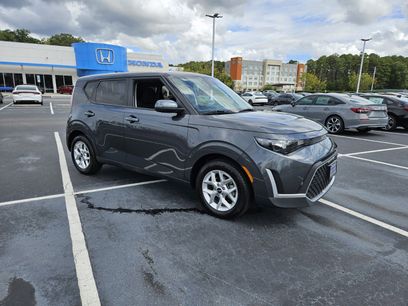 Used 2024 Kia Soul LX w/ Option Group 015