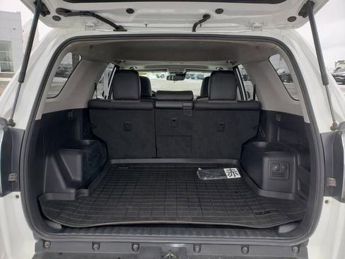 Used 2020 Toyota 4Runner SR5 Premium w/ Moonroof Package image 7