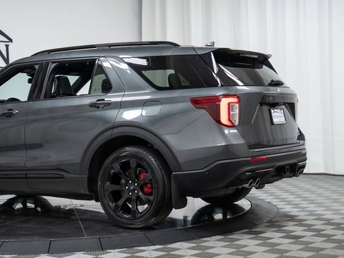 Used 2020 Ford Explorer ST w/ ST Street Pack image 30